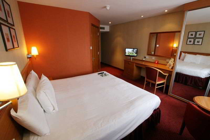 Days Inn Stevenage North Бэлдок Экстерьер фото